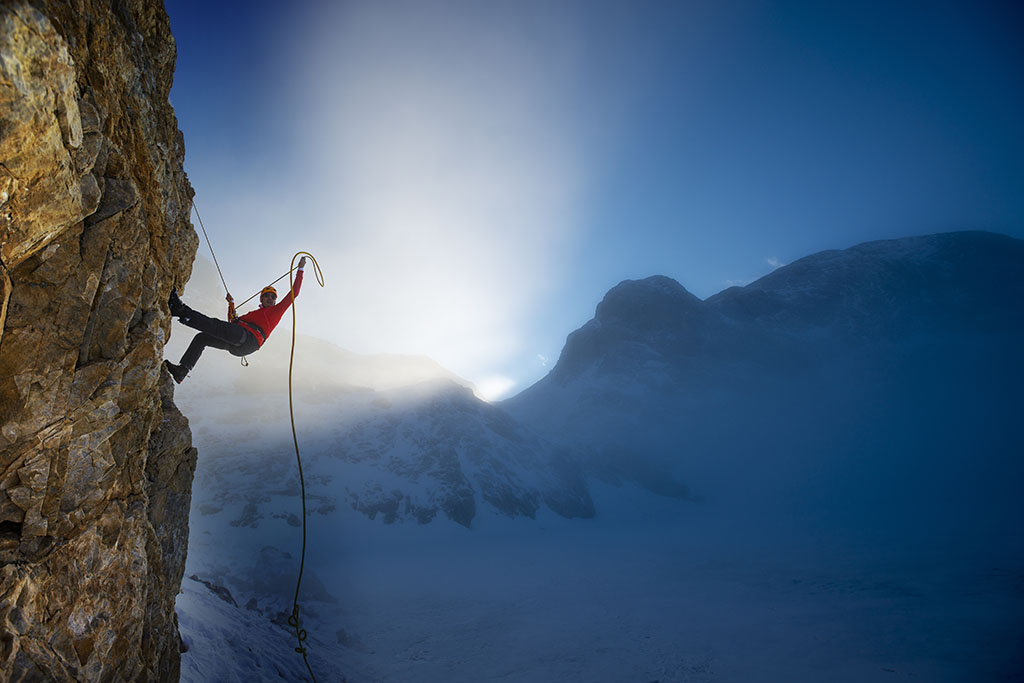 ICE CLIMBING